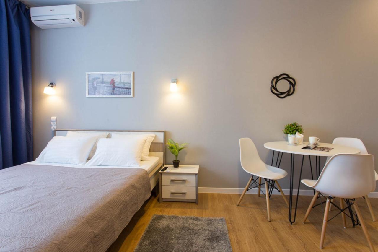 New Studio, Metro Yaroslava Mudroho And Universytet - Chernyshevska Str 95-3 Kharkiv Eksteriør billede